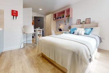 iQ Signal Place Student Halls, 10 Traffic Street, City Centre, Nottingham, NG2 1NE - Image 1